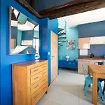 Coronell D'en Apartment