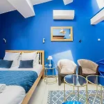 Coronell D'en Apartment