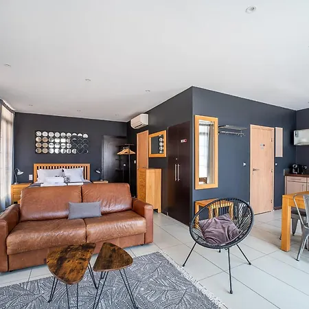 Coronell D'en アパート *