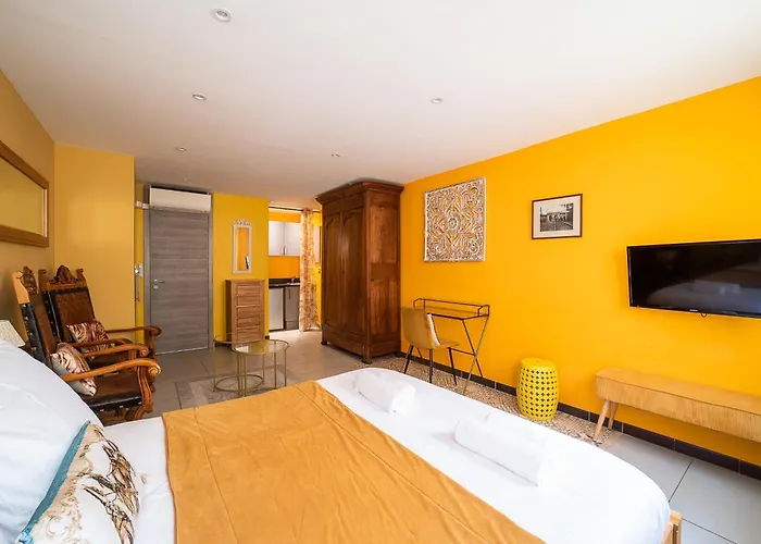 Coronell D'en Apartmán